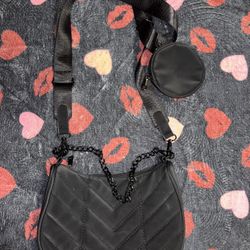 Black Purse 