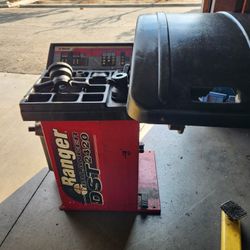 WHEEL BALANCER. RANGER DST 2420