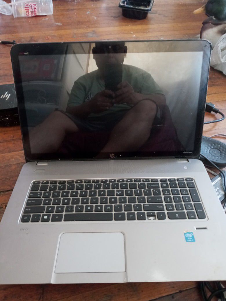 HP I7 Laptop No Charger