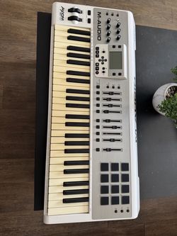axiom air 49