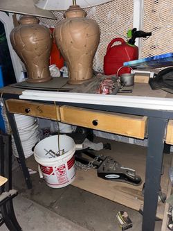 Four Drawers Nice Metal & Wooden Table Work Shop