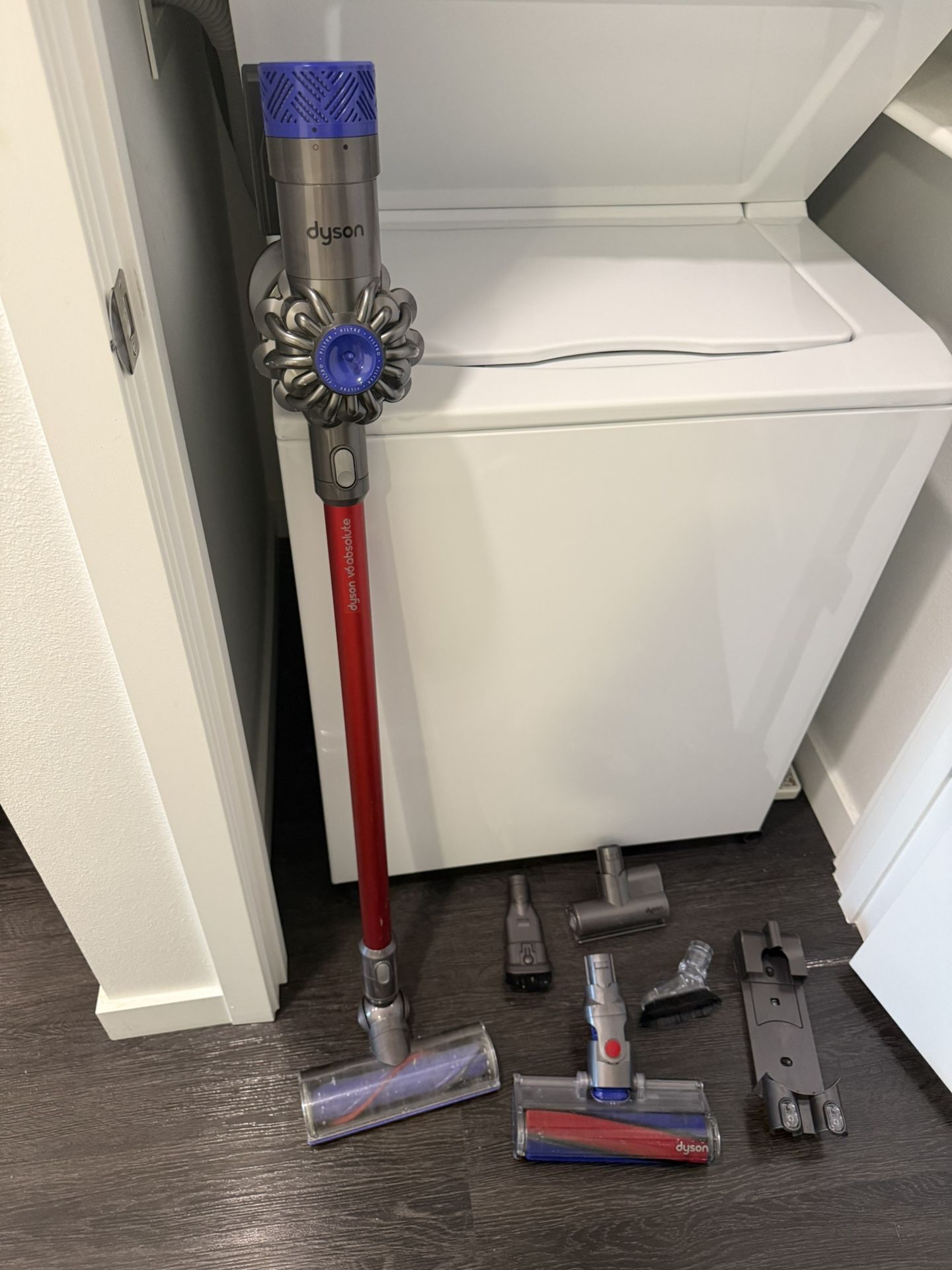 Dyson Vacuum Cleaner 