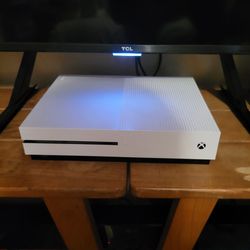 Xbox One S - 1 Tb
