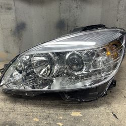 2008 2009 2010 2011 Mercedes-Benz C300 Left Driver Side Headlight OEM A(contact info removed)