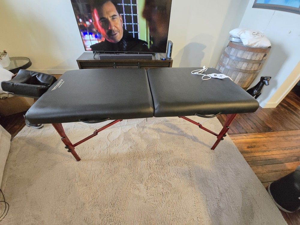 Heated Massage Table With Accessories