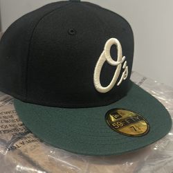 New Era Baltimore Oriole  Fitted Hat 7 1/4
