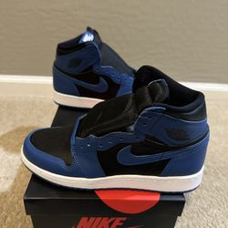 Brand New Jordan 1 Retro High OG Dark Marina Blue GS Boy’s Size 6Y