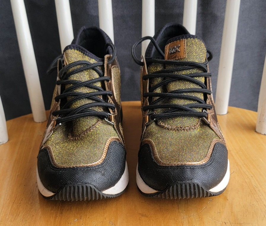 Michael Kors Liv Trainer Signature Logo Shoe