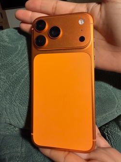 Trade iPhone 17 pro max for a iPhone 17 pro