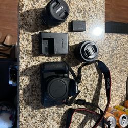 Canon Rebel EOS T7i With 2 Lenses