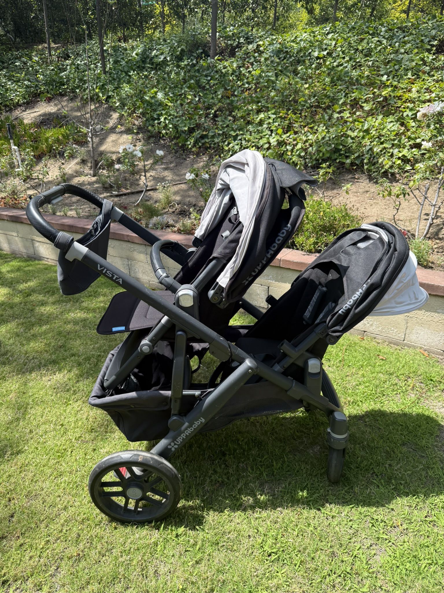 Uppababy Vista Stroller, Jake, Double Stroller With New Piggyback (Ride On Stand)