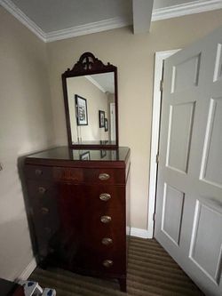 Solid wood 5 drawer dresser