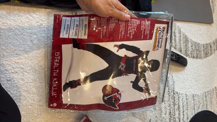 Boy Halloween ninja out 10-12 years old