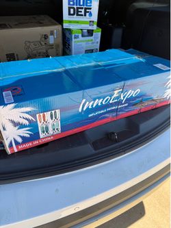 Inflatable paddle board (New)