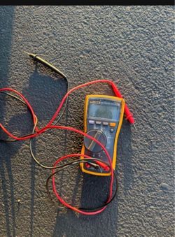 Fluke multimeter 115