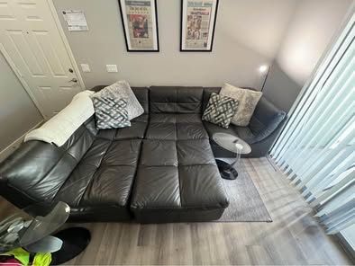 Chateau d’Ax 5 Piece Modern Sectional Sofa Mason Black-Dyed Leather