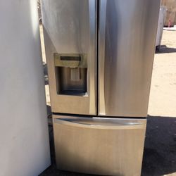 550 Kenmore Refrigerator Got The 90-day Warranty Free Parts And Labor Deliveries Available