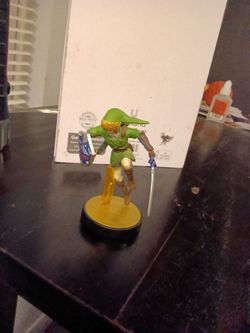 Nintendo Link Amiibo Figure