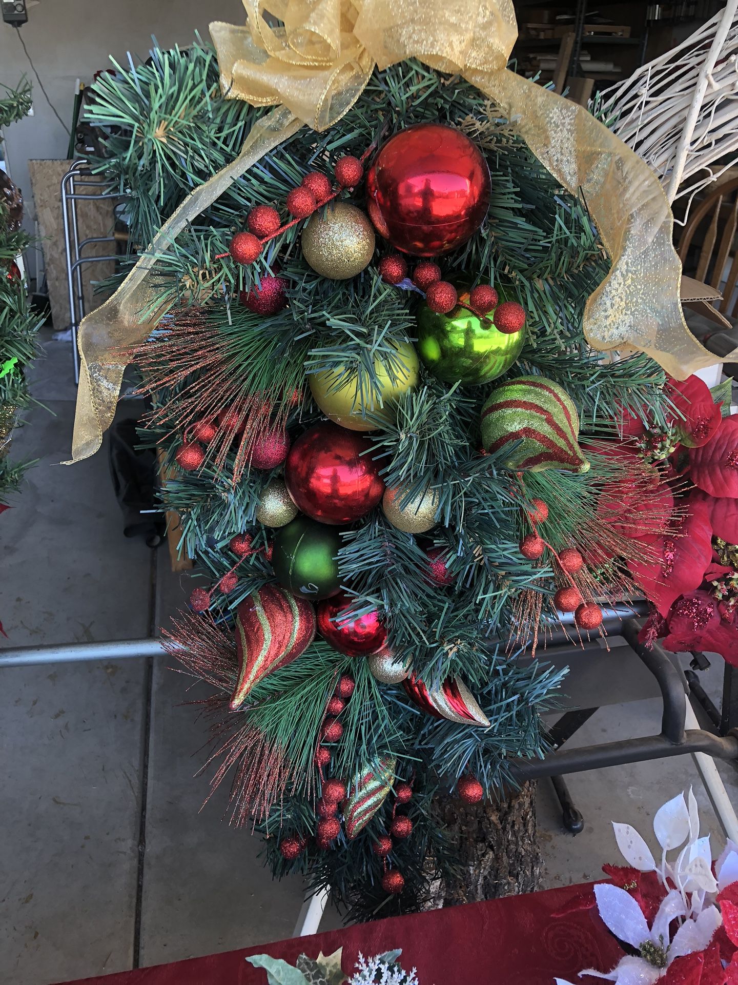 Large Spray For Door Or House