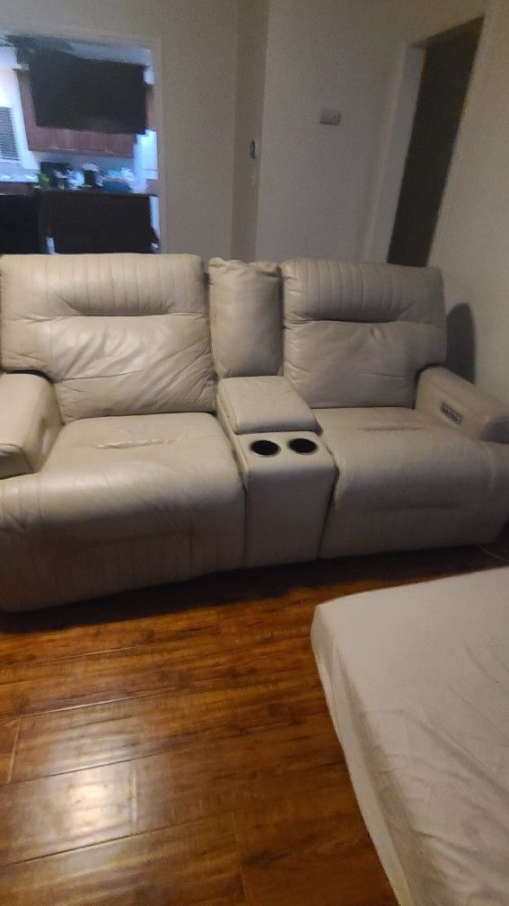 Leather Recliner Sofas