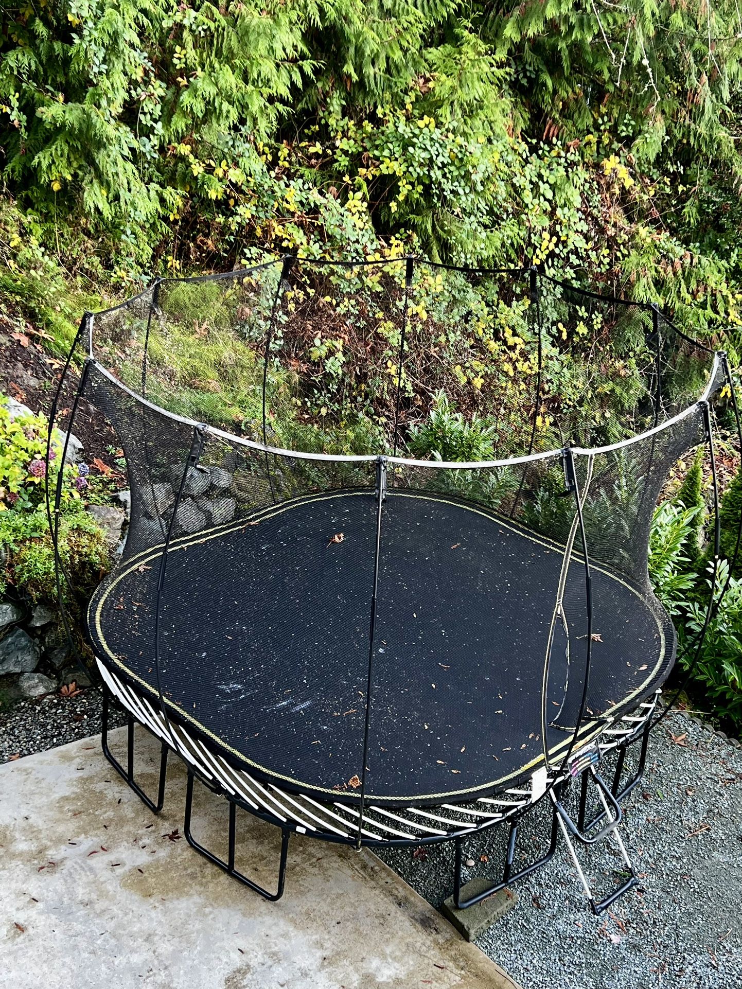 Jumbo Size 11x11 Spring free Trampoline