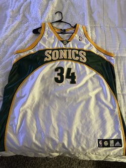 Ray Allen #34 Sonics Jersey.