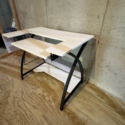 Sewing Machine Table