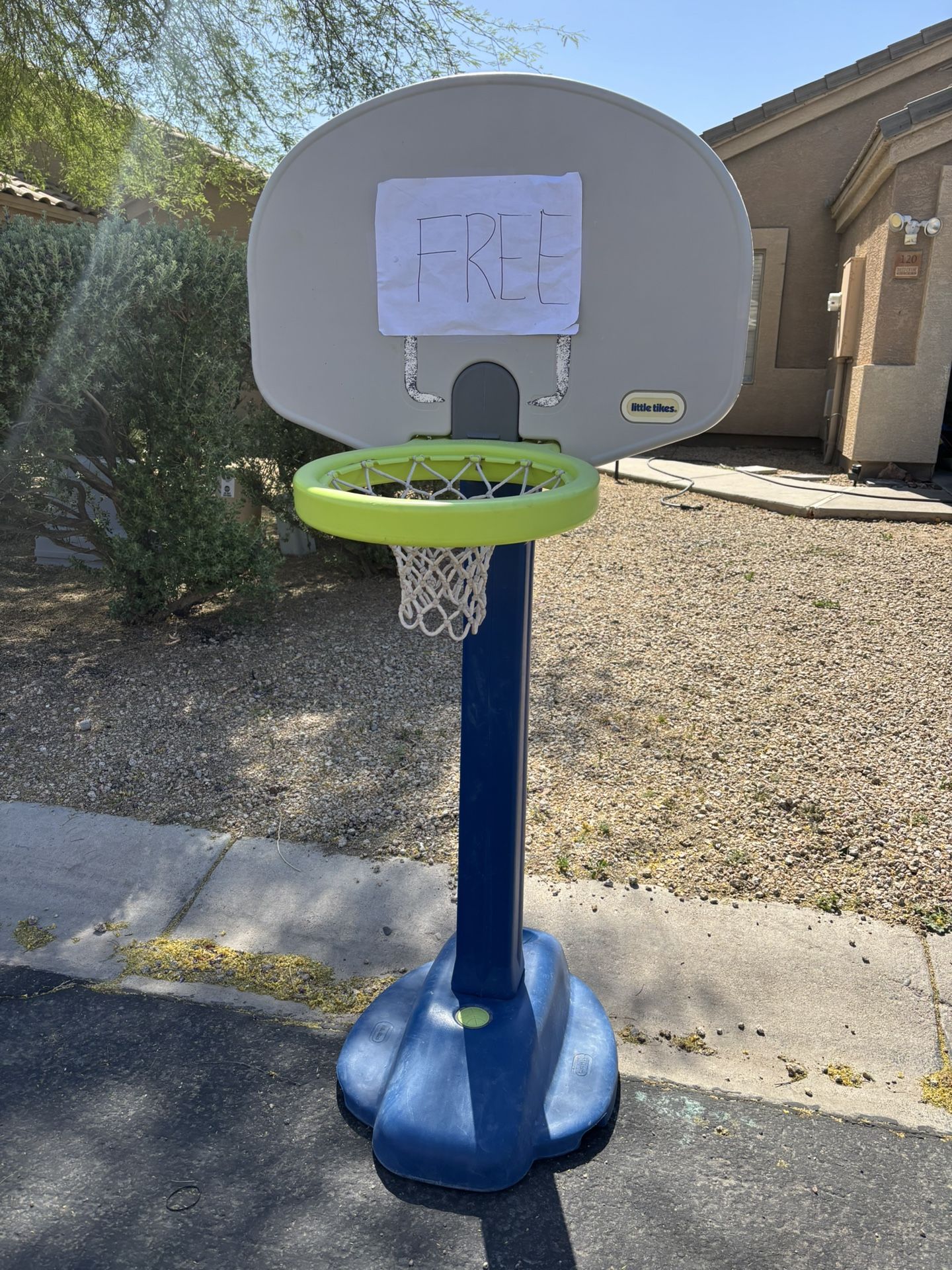 Kids Basketball Hoop