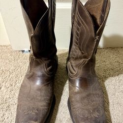 Men’s Ariat Boots (size 12D)