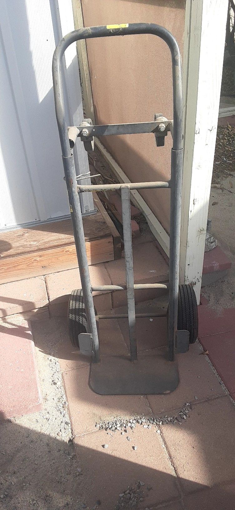 Milwaukee Two/Four Wheeled Dolly.