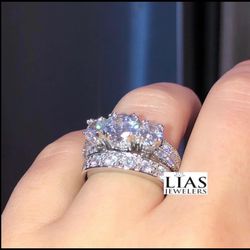 New 18k White Gold Wedding Ring Set 