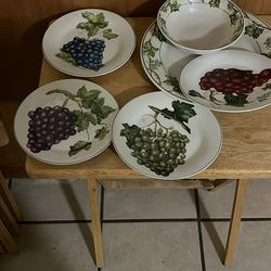 Service for 8 dishes