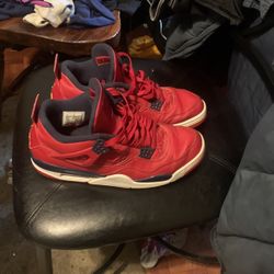 Air Jordan 4 FIBA