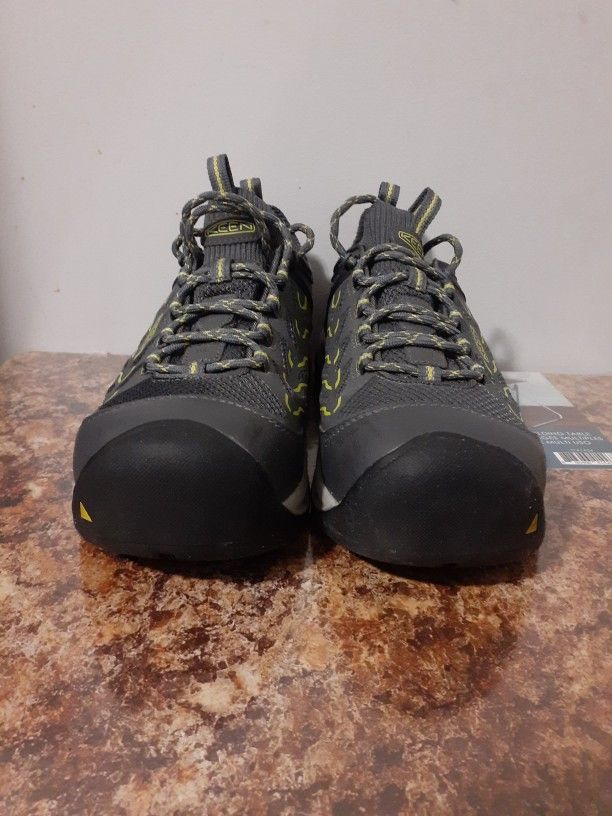 Keen Boots Men's Size 8.5 Utility Work Shoes ASTM F2413-18 Steel Toe Gray Black