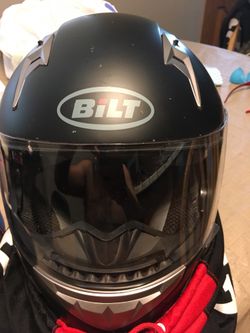 Motorcycle helmet