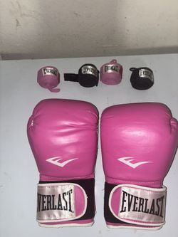 Pink Everlast Boxing Gloves With Hand wraps