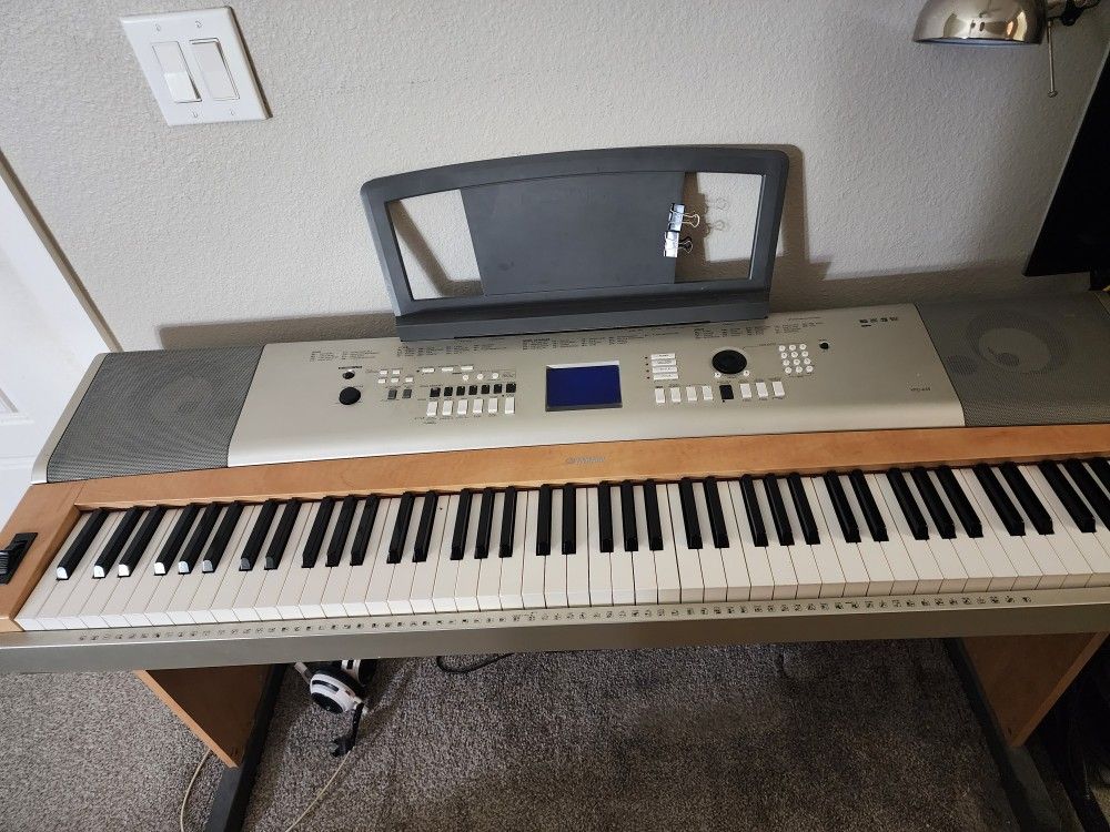 Digital Piano Yamaha 88 Keys