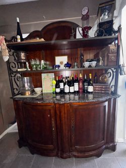 Vintage Feel Traditional Bar Hutch with Marble Top & Wrought Iron Shelving