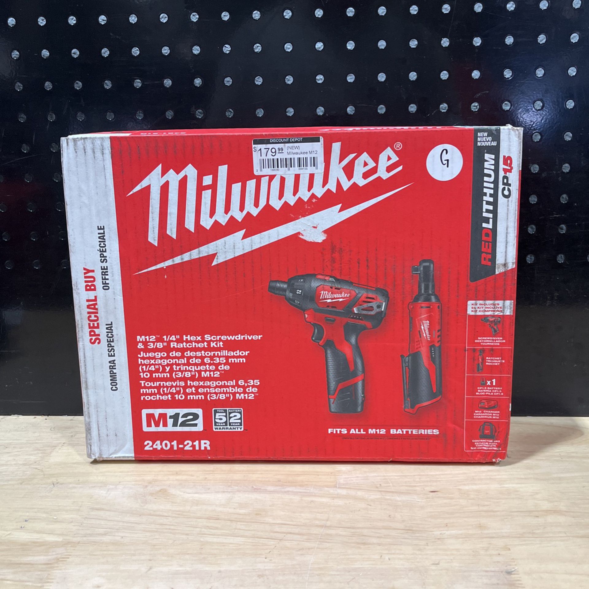 Milwaukee M12 12V Lithium-Ion Cordless 3/8 in. Ratchet and Screwdriver Combo  Kit (2-Tool) with Battery, Charger, Tool Bag for Sale in Phoenix, AZ  OfferUp