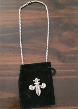 Silver Fleur-de-Lis Crystal Pendant Necklace