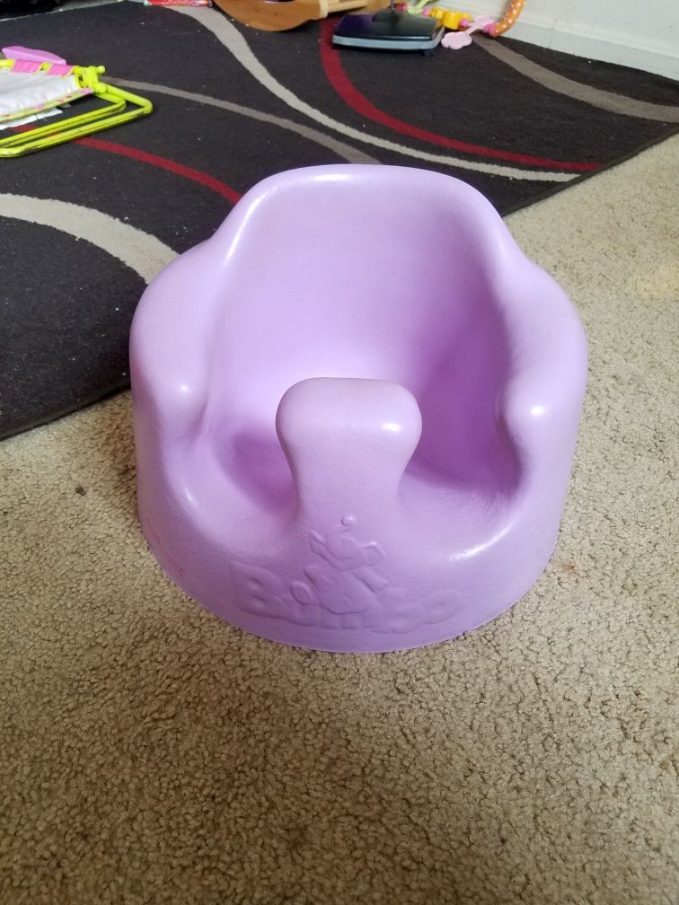 Bumbo seat