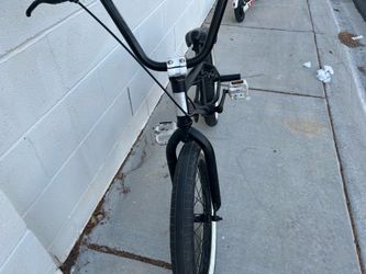 Elite bmx bike