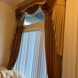 Costom Made Window Curtain
