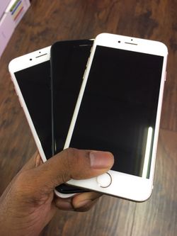 iPhone 7 32GB / 128GB Factory Unlocked Excellent Condition With Free Charger