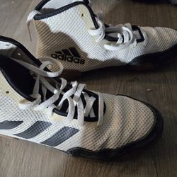 Men Adidas tech fall wrestling shoes 6