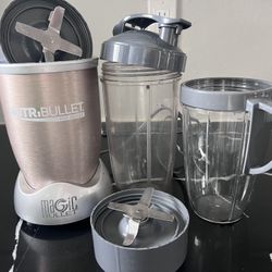 Nutrà bullet 900 Watts Complete