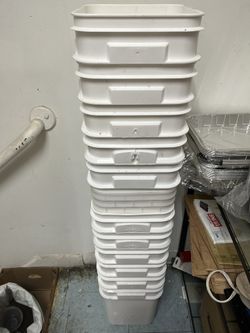 4 Gallons  Buckets(12)