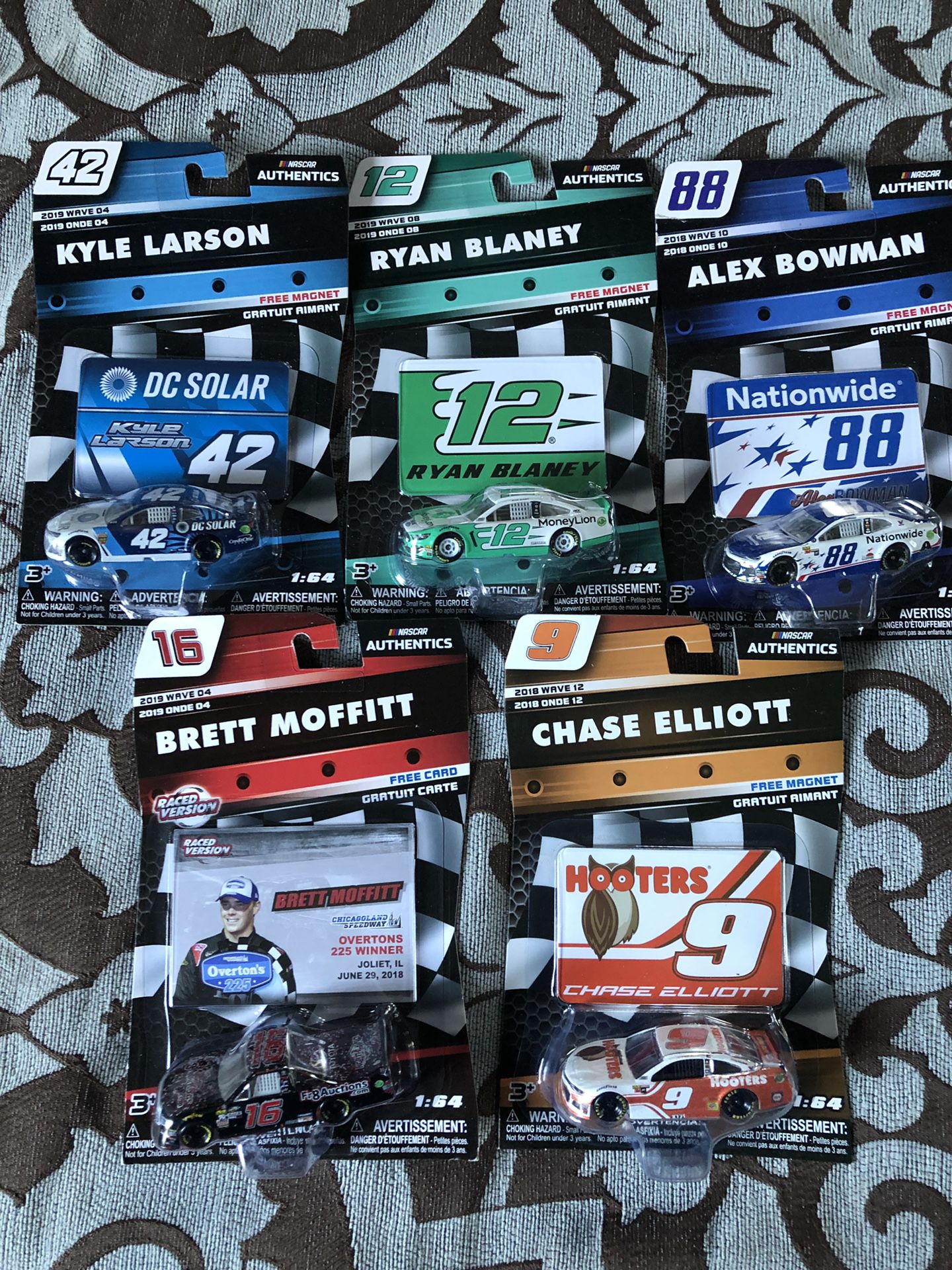1 x 64 NASCAR cars