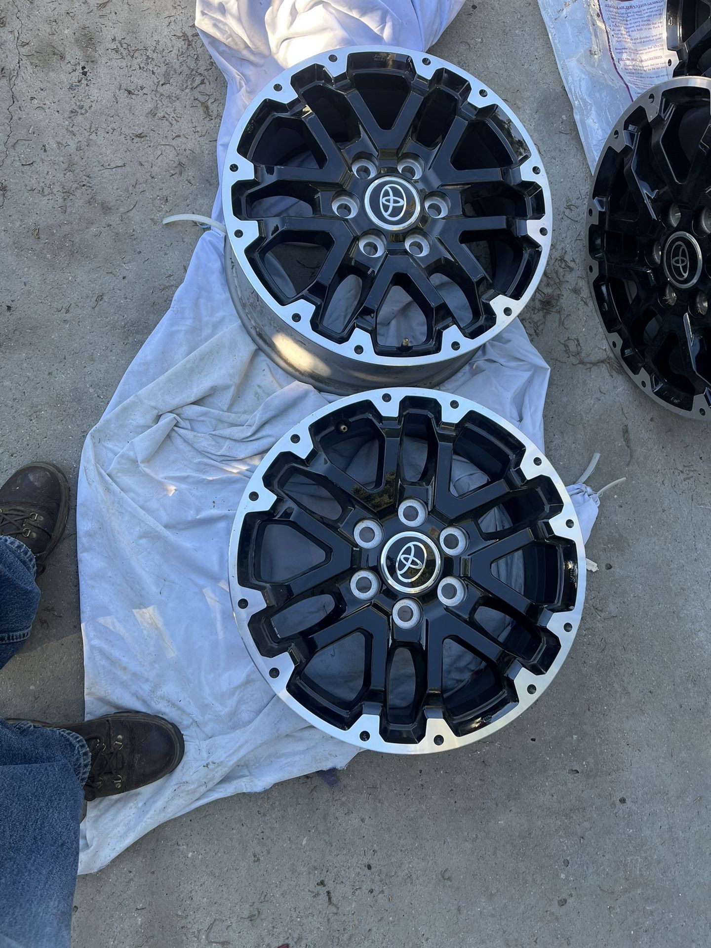 Rines Para Toyota  Medida 18