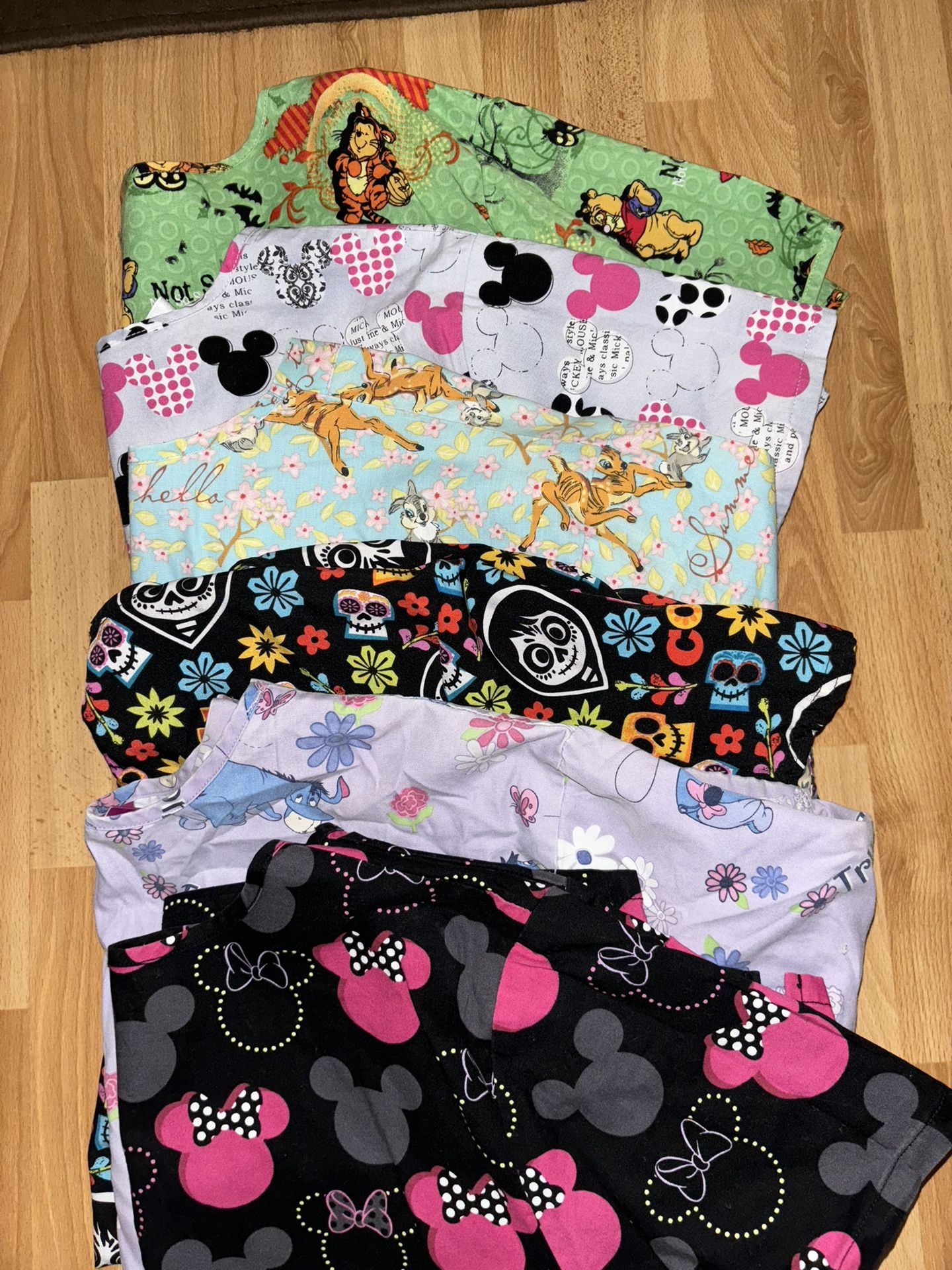 Disney Scrub Tops 2x Coco And hot pink black Mickey Mouse Scrub SOLD